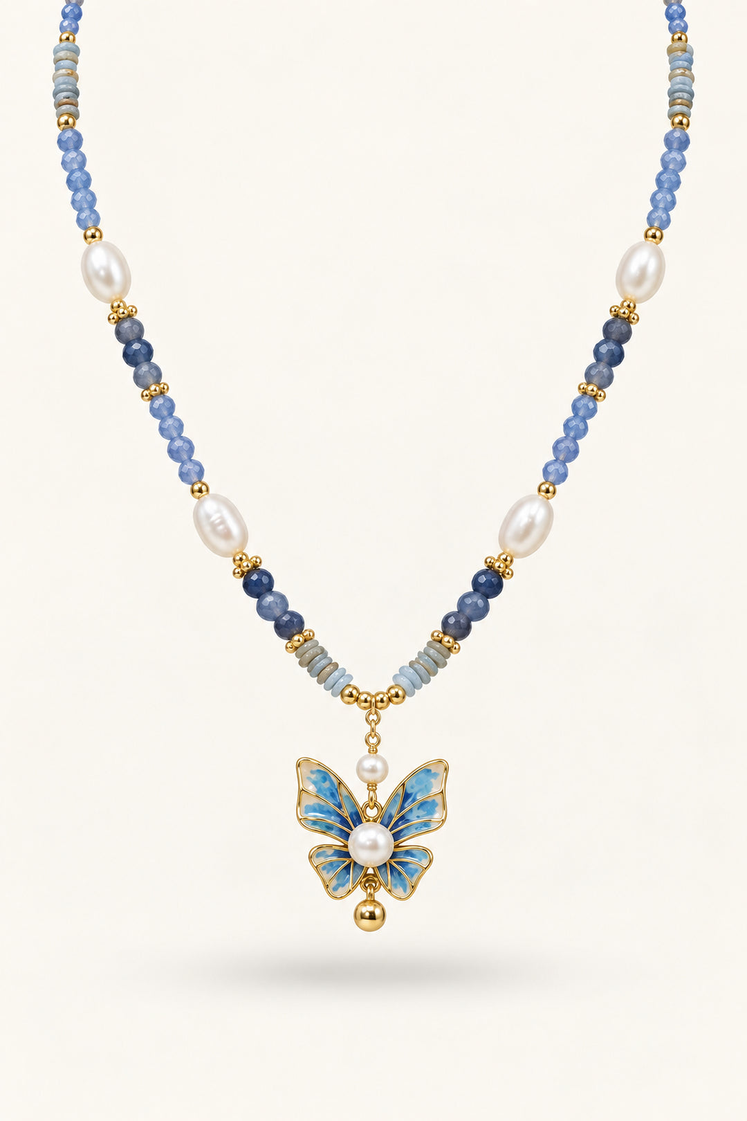 APAERZ PAPILLON Halskette mit Schmetterlingsanhänger, Süßwasserperlen und blauen Natursteinen